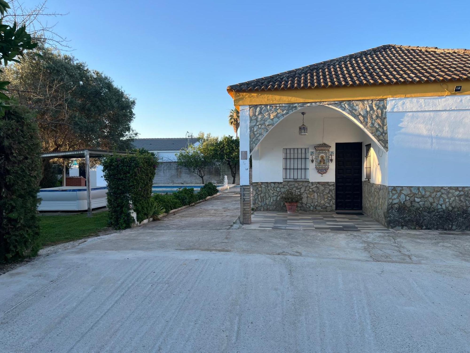 Holiday home Piscina Jakuzzi Sevilla *